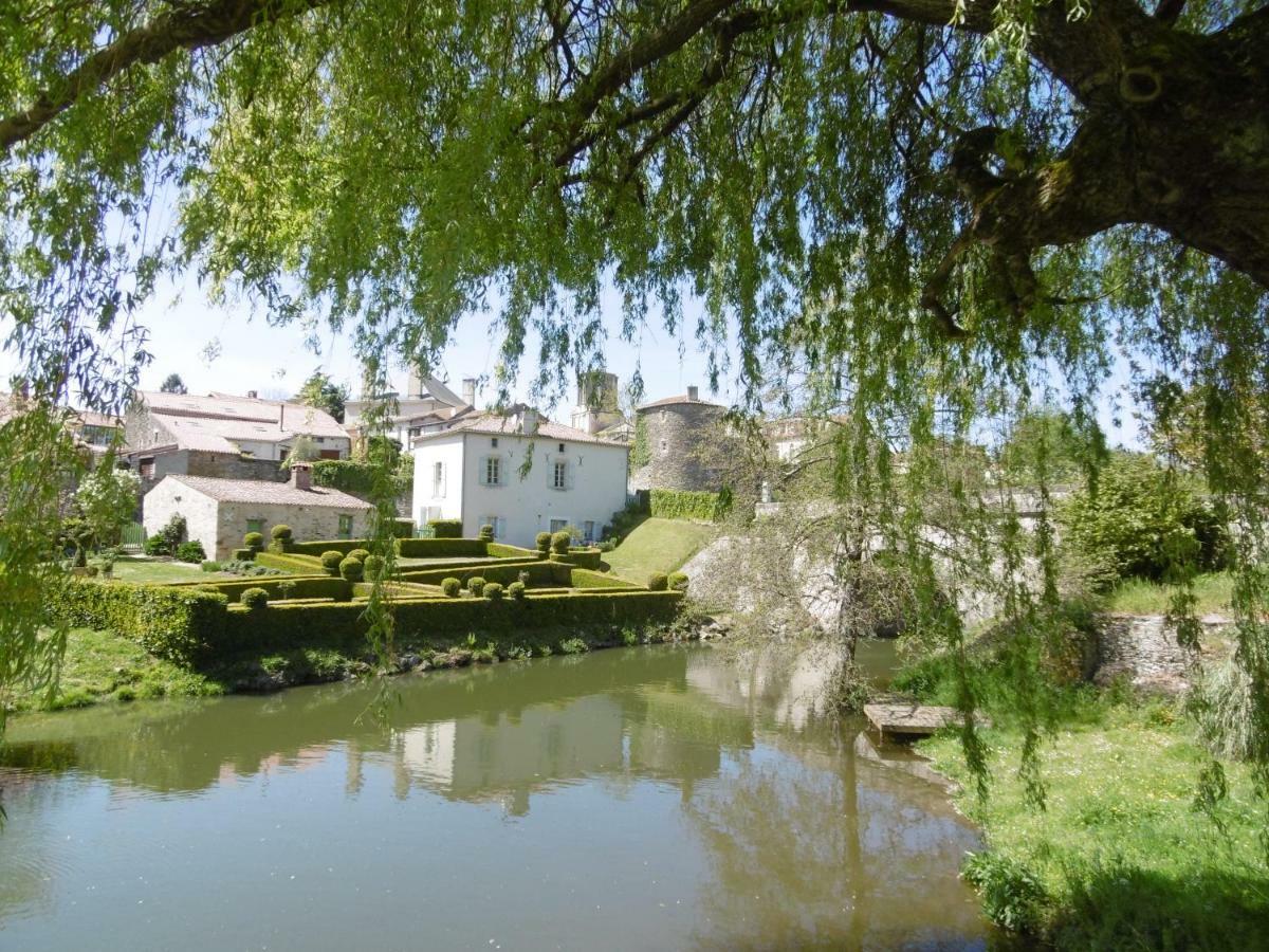 Bed and Breakfast Alba Melusine Vouvant Экстерьер фото